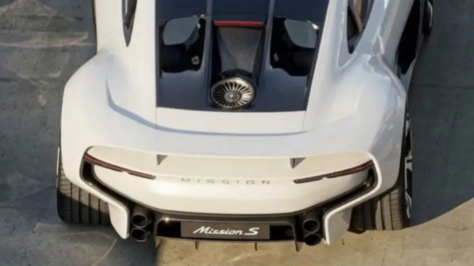 The leak's money shot: a 917-style fan sits front and center on the Mission S rear deck