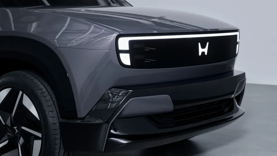 The production 0 Alpha keeps the 0 Series' clean nose and illuminated H-mark, as previewed here.